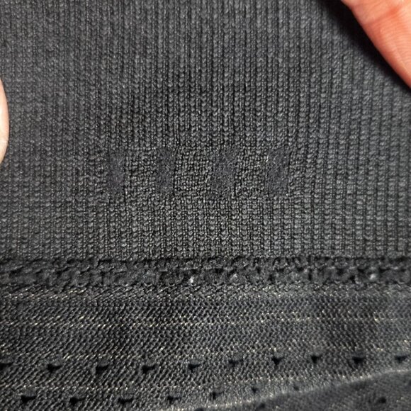 Lululemon Breeze By Long Sleeve *Squad - 10 Black - Picture 6 of 6